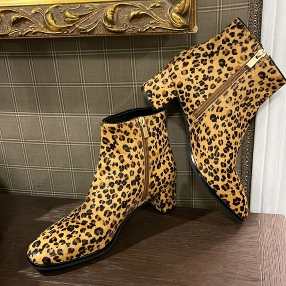 Via Spiga Calf Hair Leather Leopard Print Booties, 6